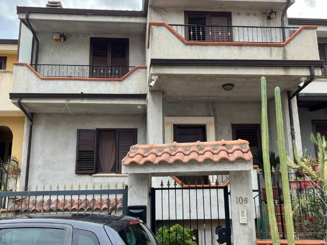 Villa Schiera in vendita a Calabria, Reggio Calabria