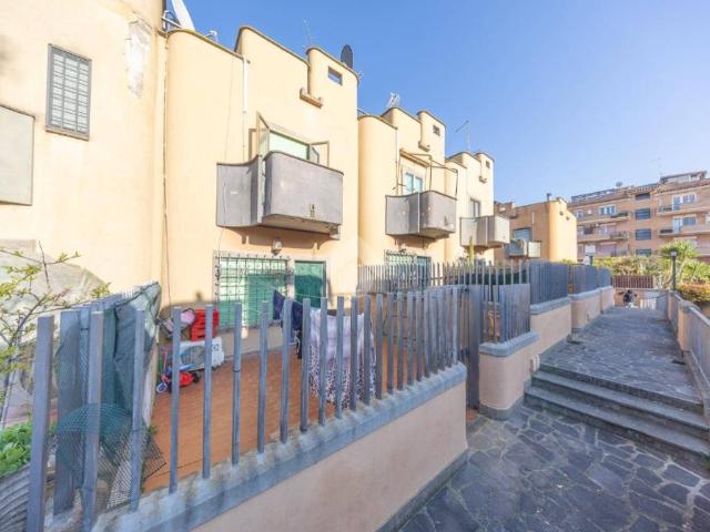 Villa Schiera in vendita a Roma Capitale, Lazio