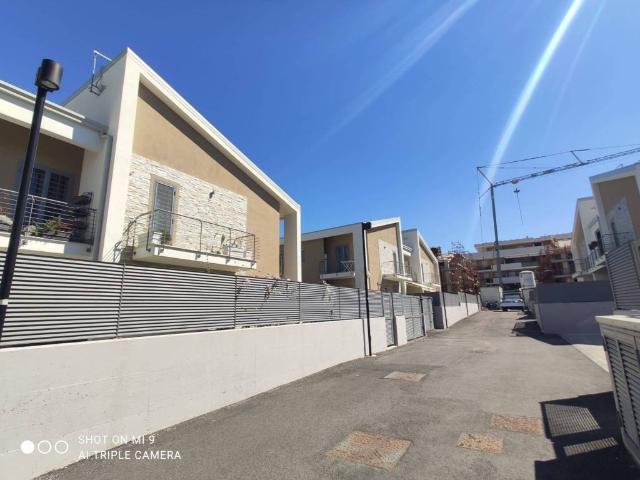 Villa Schiera in vendita a Roma Capitale, Lazio