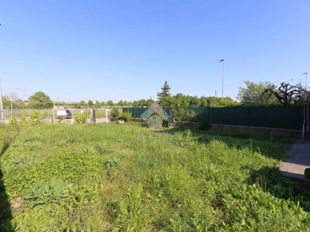 Villa Schiera in vendita a Marmirolo, Lombardia