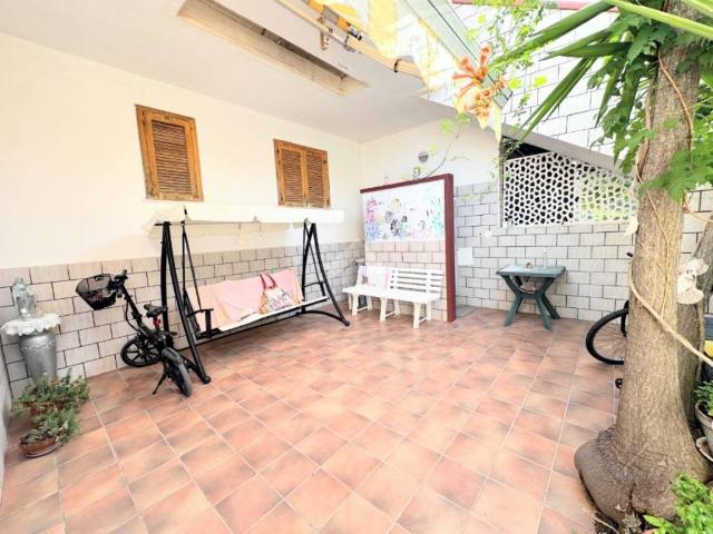 Villa Schiera in vendita a Campomarino di Maruggio, Puglia