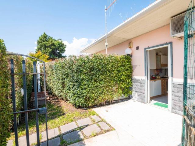 Villa Schiera in vendita a Fondachello, Mascali