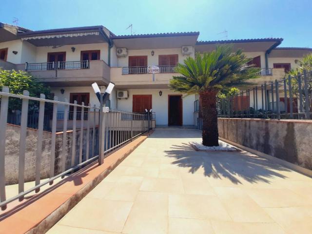 Villa Schiera in vendita a Mascali, Sicilia
