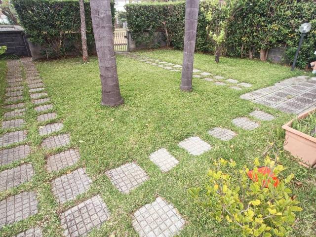 Villa Schiera in vendita a Fondachello, Mascali