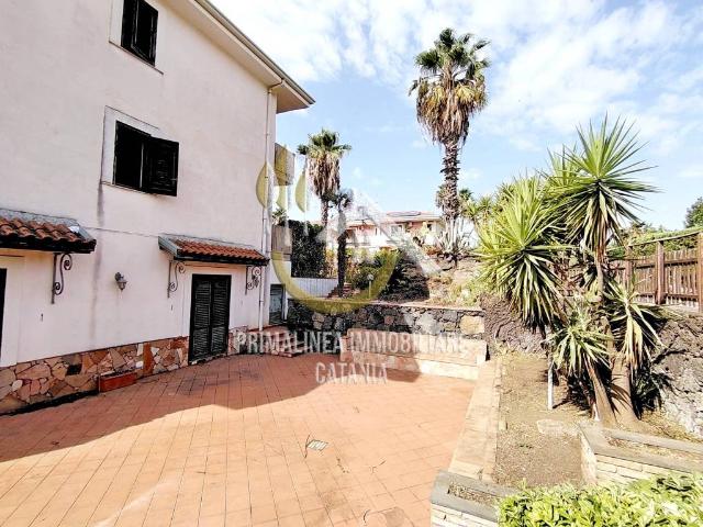 Villa Schiera in vendita a Massannunziata, Mascalucia