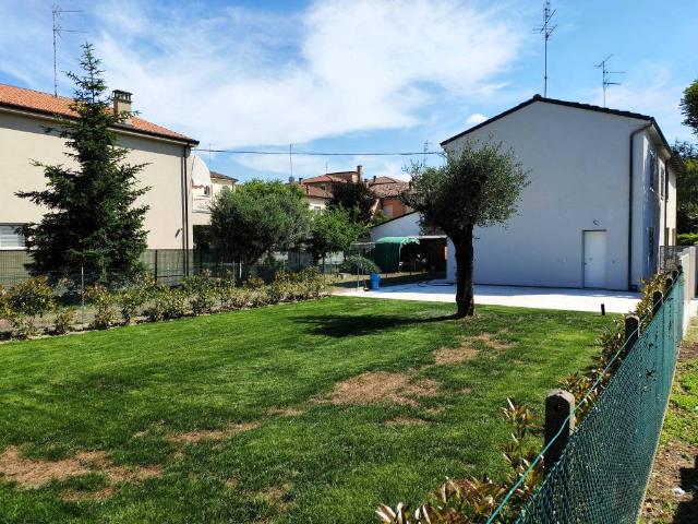 Villa Schiera in vendita a Unione dei comuni della Bassa Romagna, Massa Lombarda
