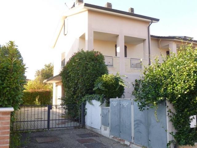 Villa Schiera in vendita a Unione dei comuni della Bassa Romagna, Massa Lombarda