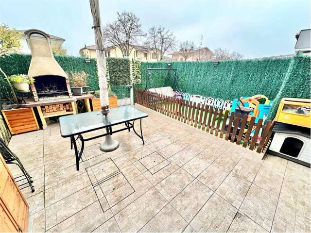 Villa Schiera in vendita a Unione dei comuni della Bassa Romagna, Massa Lombarda