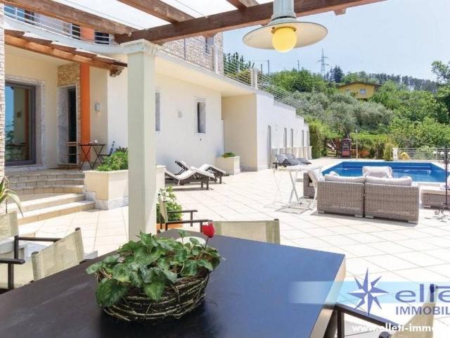Villa Schiera in vendita a San Carlo, Marina Di Massa