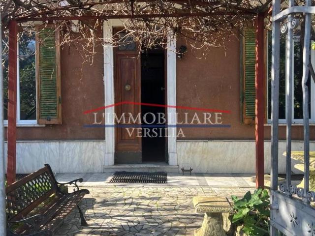 Villa Schiera in vendita a San Carlo, Marina Di Massa