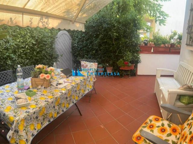 Villa Schiera in vendita a Cinque Vie, Marina Di Massa