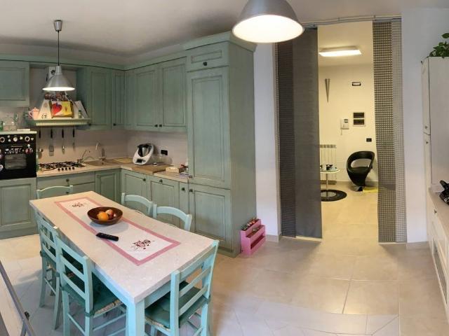Villa Schiera in vendita a Cervara, Marina Di Massa