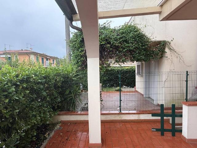 Villa Schiera in vendita a Cinque Vie, Marina Di Massa
