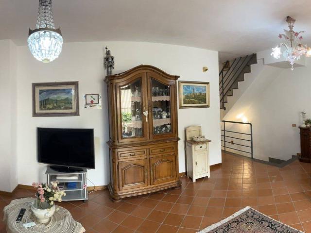 Villa Schiera in vendita a Quercioli, Marina Di Massa