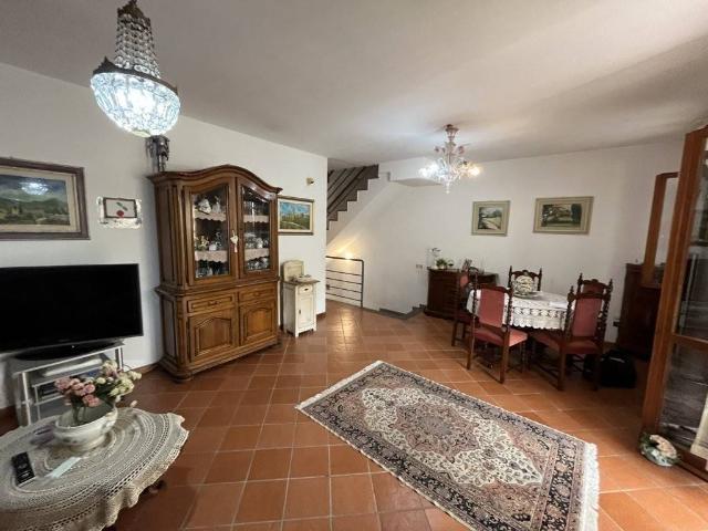 Villa Schiera in vendita a Quercioli, Marina Di Massa