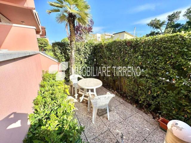 Villa Schiera in vendita a Marina di Massa, Marina Di Massa