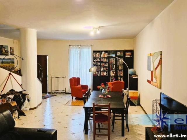 Villa Schiera in vendita a Rinchiostra, Marina Di Massa