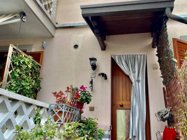 Villa Schiera in vendita a Quercioli, Marina Di Massa