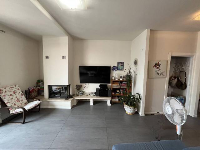 Villa Schiera in vendita a San Carlo, Marina Di Massa