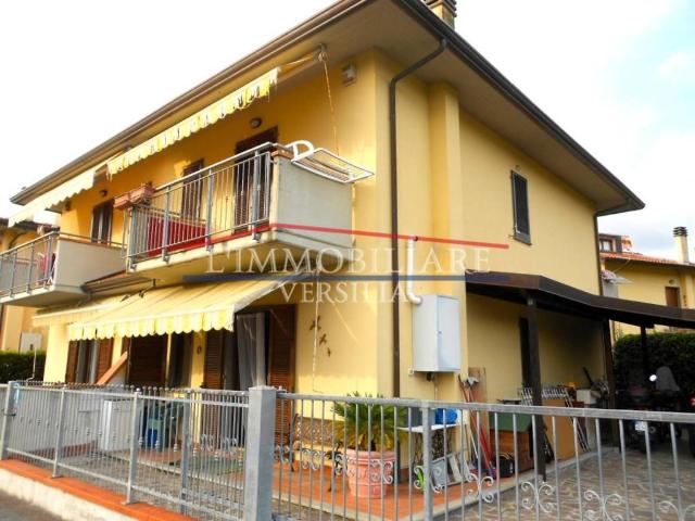 Villa Schiera in vendita a Poggiolo, Marina Di Massa