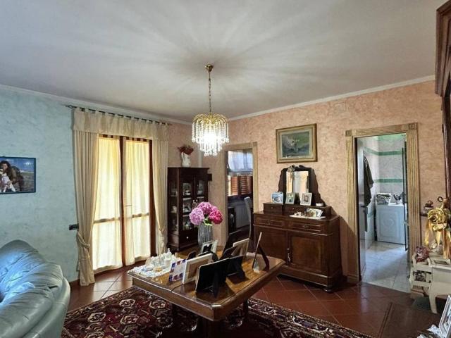 Villa Schiera in vendita a Quercioli, Marina Di Massa