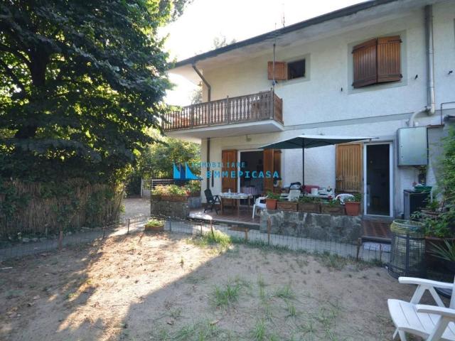 Villa Schiera in vendita a Poveromo, Marina Di Massa