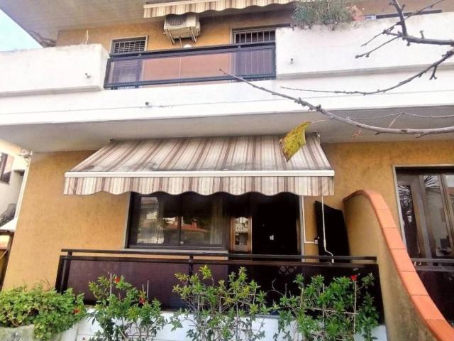 Villa Schiera in vendita a Marina di Massa, Marina Di Massa