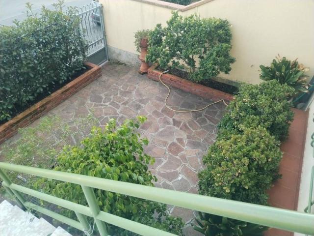 Villa Schiera in vendita a Marina Di Massa, Toscana