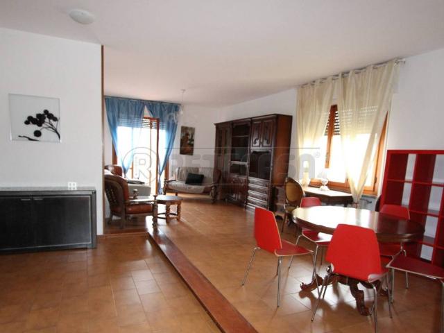 Villa Schiera in vendita a Marina di Massa, Marina Di Massa