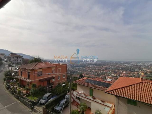 Villa Schiera in vendita a San Carlo, Marina Di Massa