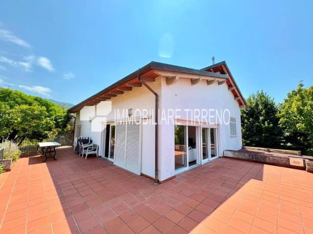 Villa Schiera in vendita a Marina Di Massa, Toscana