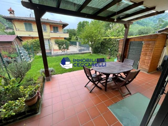Villa Schiera in vendita a San Lorenzo, Marina Di Massa