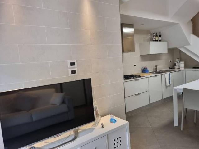 Villa Schiera in vendita a Marina di Massa, Marina Di Massa