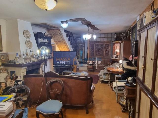Villa Schiera in vendita a Quercioli, Marina Di Massa