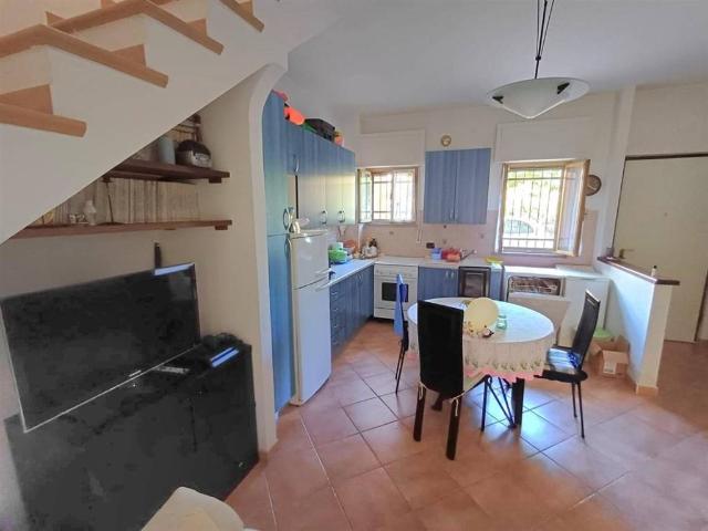Villa Schiera in vendita a Marina di Massa, Marina Di Massa