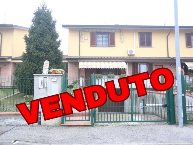 Villa Schiera in vendita a Massalengo, Lombardia