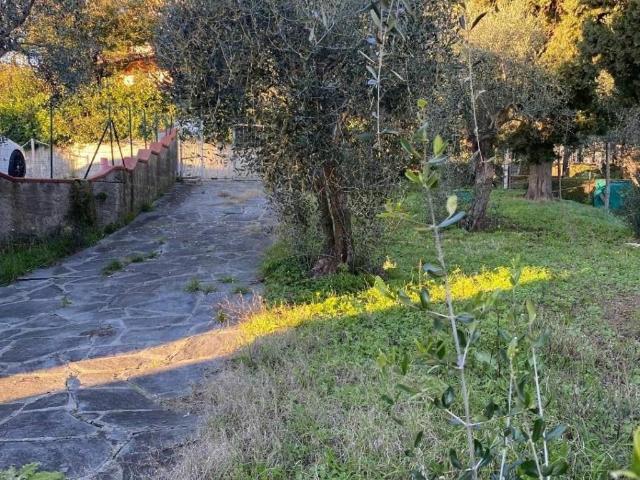 Villa Schiera in vendita a Massarosa, Toscana