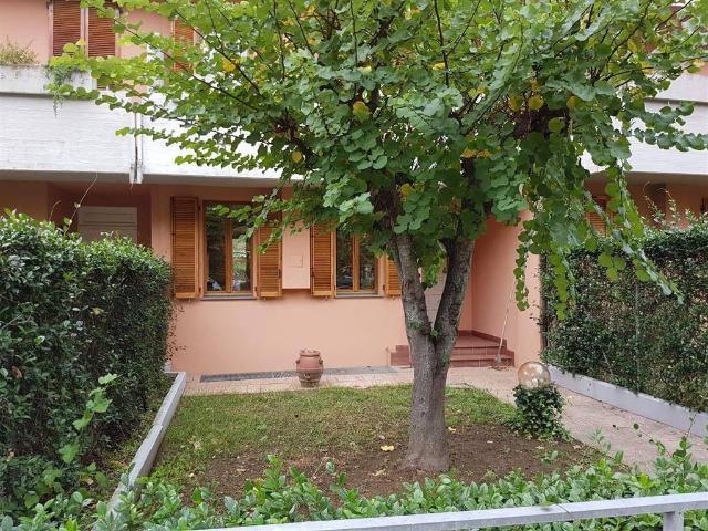 Villa Schiera in vendita a Massarosa, Toscana