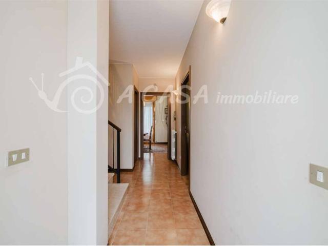 Villa Schiera in vendita a Medesano