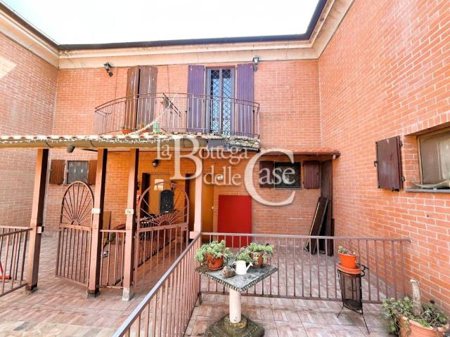 Villa Schiera in vendita a Fossatone, Medicina