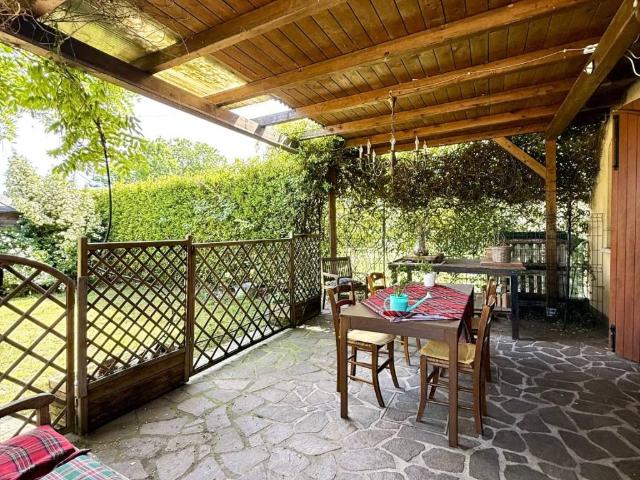 Villa Schiera in vendita a Nuovo Circondario Imolese, Medicina