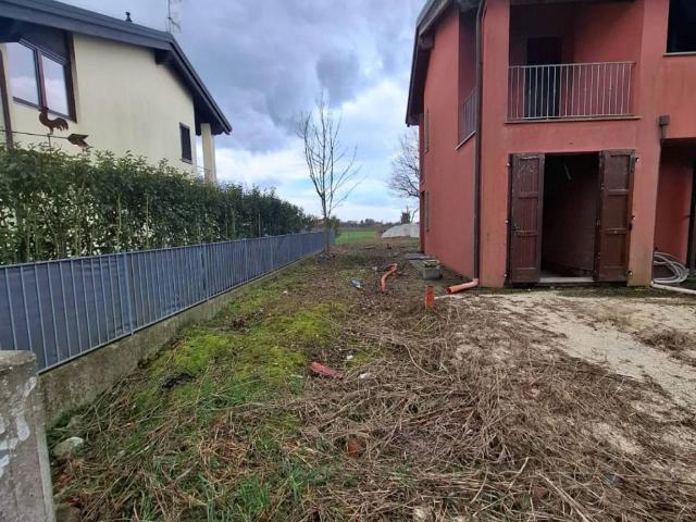 Villa Schiera in vendita a Nuovo Circondario Imolese, Medicina
