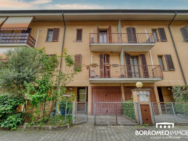 Villa Schiera in vendita a Cascina Saresano, Mediglia