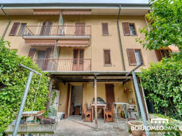 Villa Schiera in vendita a Cascina Saresano, Mediglia