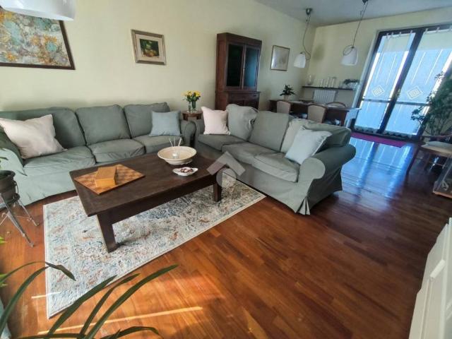 Villa Schiera in vendita a Mediglia, Lombardia