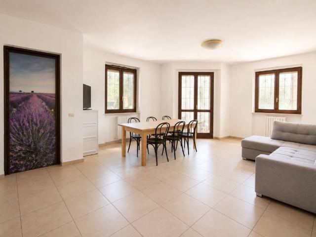 Villa Schiera in vendita a Mediglia, Lombardia