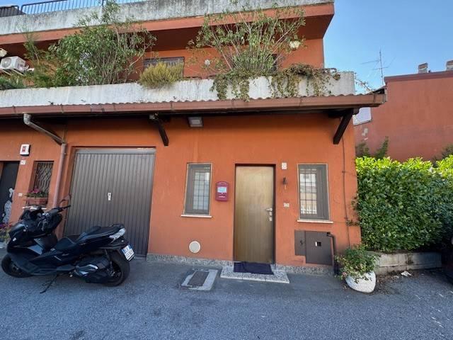 Villa Schiera in vendita a Cascina Saresano, Mediglia