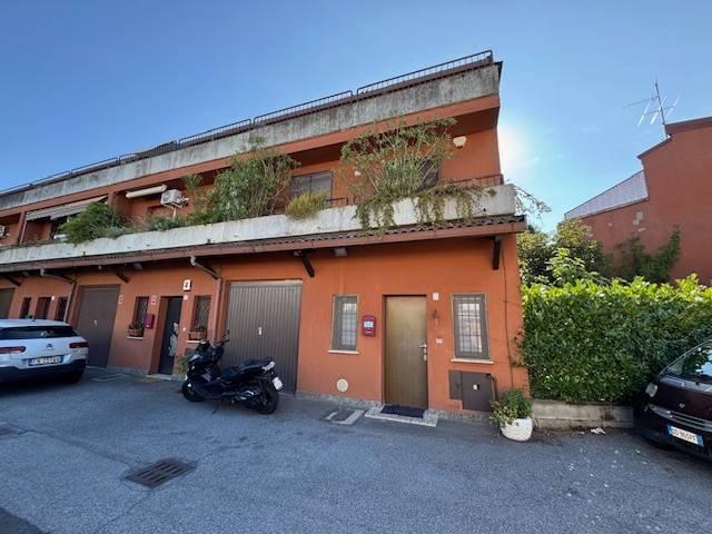 Villa Schiera in vendita a Cascina Saresano, Mediglia
