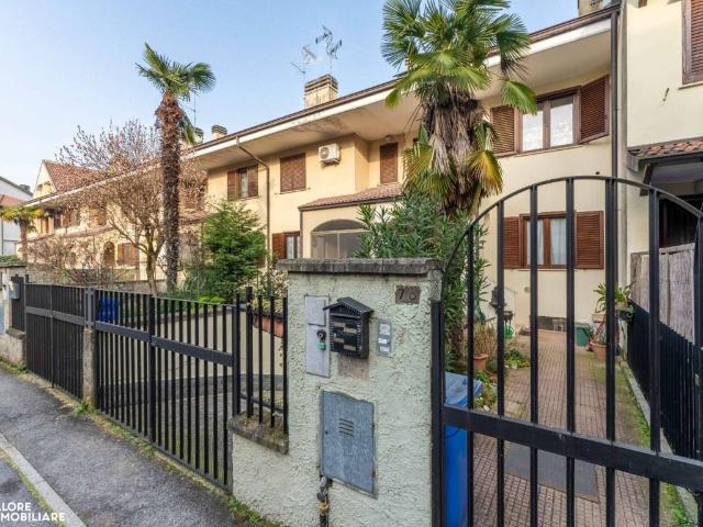 Villa Schiera in vendita a Mediglia, Lombardia