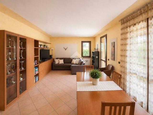 Villa Schiera in vendita a Medole, Lombardia